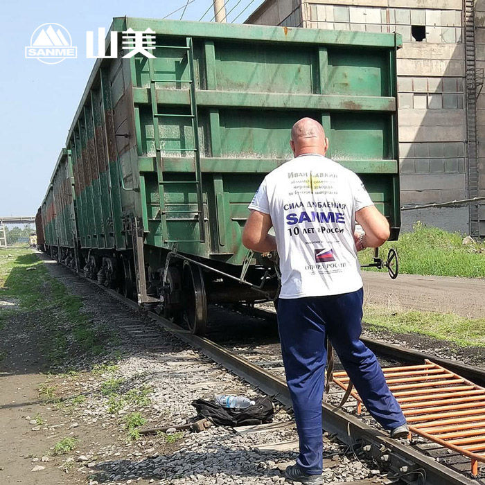 德赢VWIN破碎机力量代言人-欧洲大力士伊万.萨夫金