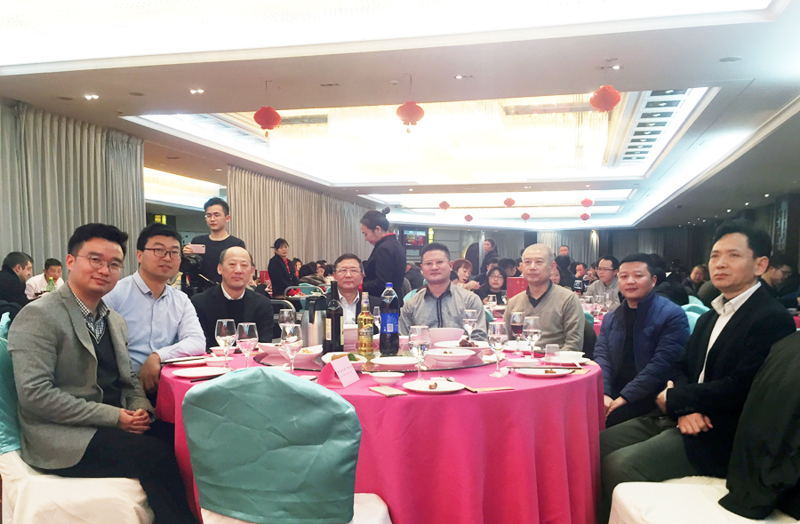 赢战猪年、共创辉煌--德赢VWIN股份隆重举行2018年度表彰大会暨2019迎新年会