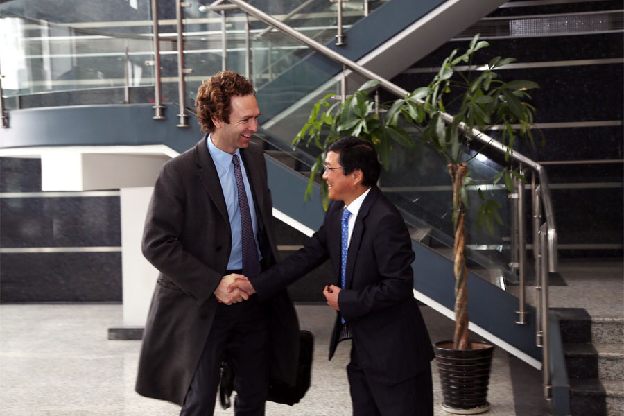 信心满满|德国SK集团新任董事长莅临德赢VWIN股份参加合资公司年度董事会