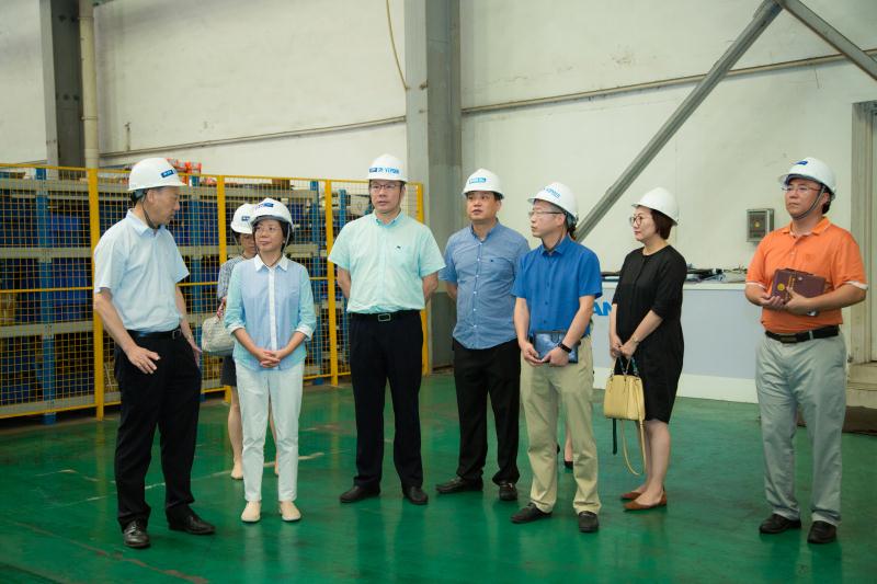 上海市奉贤区政协副主席等领导一行莅临德赢VWIN股份调研