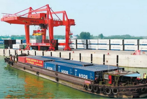 河南再开新精品航线,砂石运输直达长江口