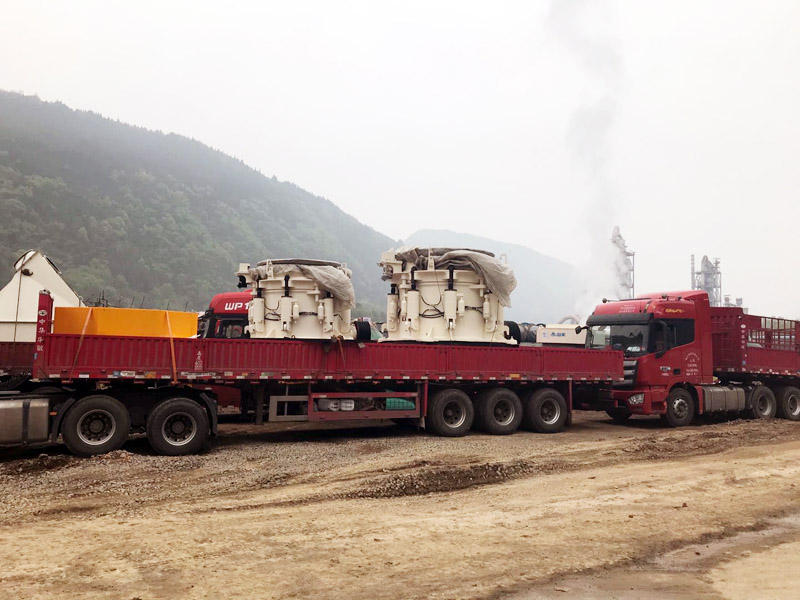 战胜疫情|华新水泥(长阳)时产2000吨骨料生产EPCO项目紧张施工中