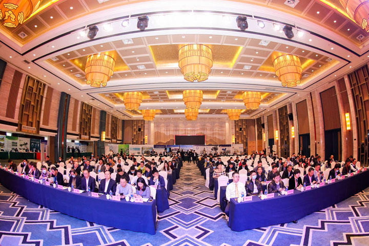 上海德赢VWIN股份承建的湖南长沙建筑固废绿色循环再利用项目喜迎“2021全国建筑垃圾资源化利用高层论坛”参会代表参观考察