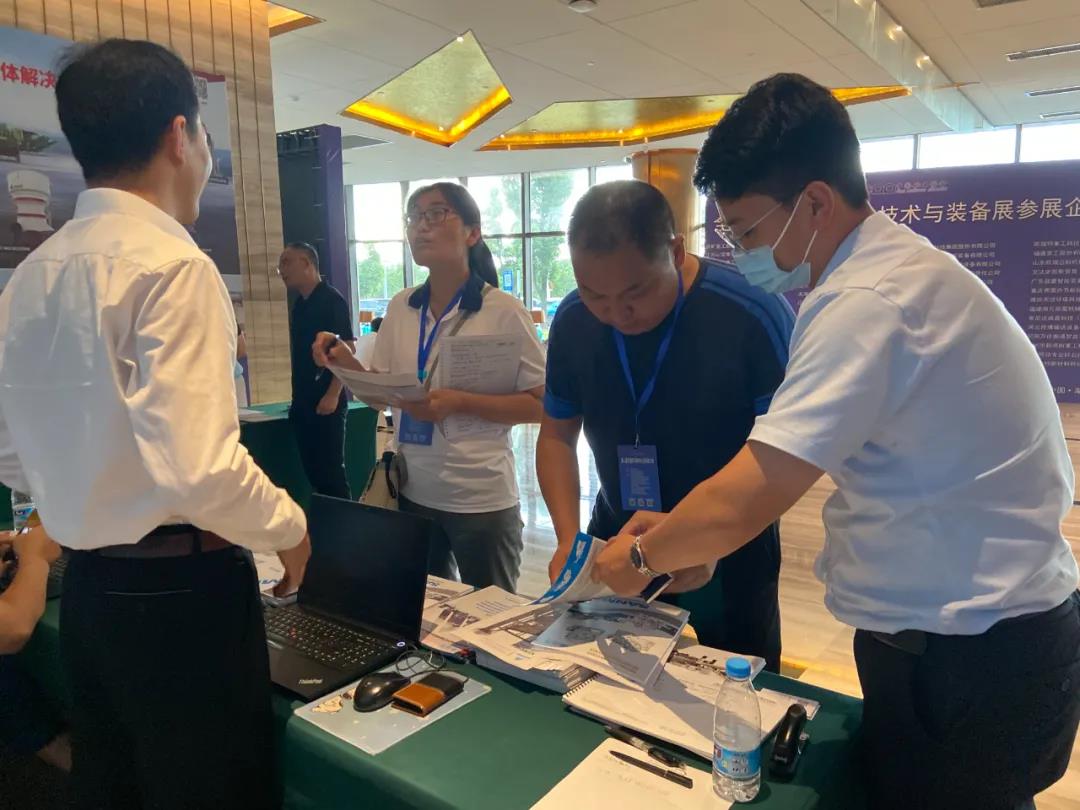 上海德赢VWIN股份携先进工艺和智能装备技术亮相第八届全国砂石骨料行业科技大会