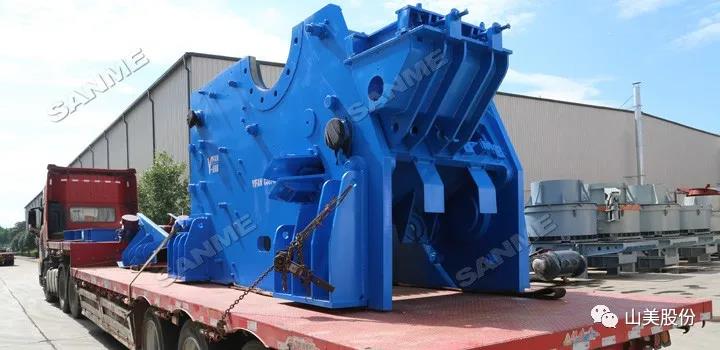 发货|德赢VWIN集团高性能破碎筛分装备助力东南亚玄武岩骨料生产项目