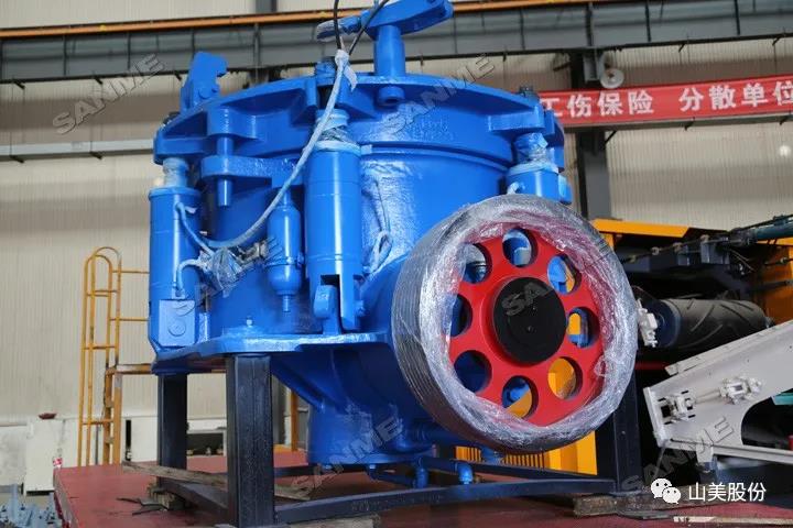 发货|德赢VWIN集团高性能破碎筛分装备助力东南亚玄武岩骨料生产项目