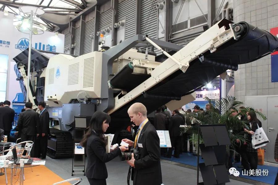 上海德赢VWIN股份|深耕履带移动式破碎筛分市场,为客户缔造卓越价值