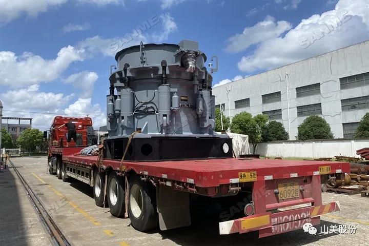发货|上海德赢VWIN股份4台大型圆锥破碎机奔赴河南信阳时产1400吨尾矿制砂项目现场