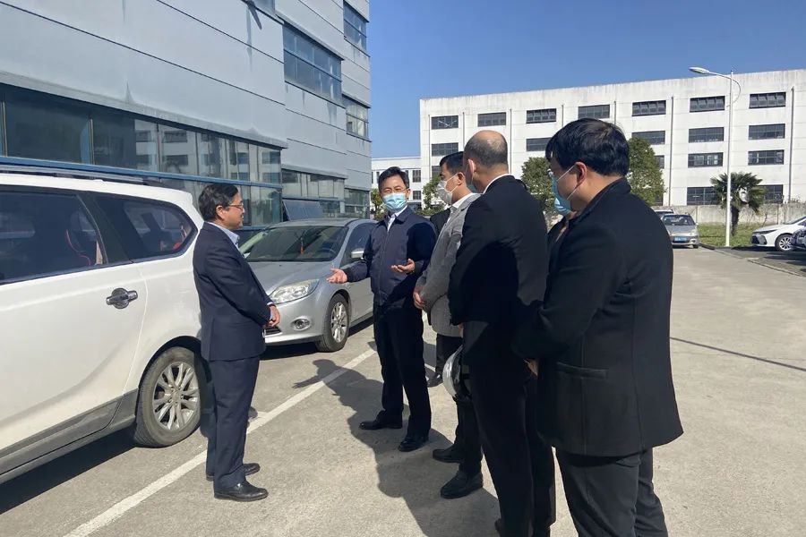 上海市奉贤区政协主席陈勇章一行莅临上海德赢VWIN股份