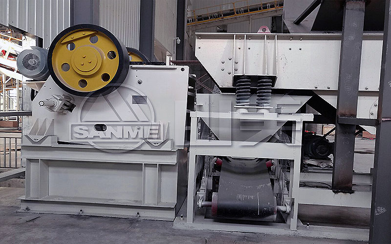 900*1200鄂式破碎机多少钱一台?产量如何?