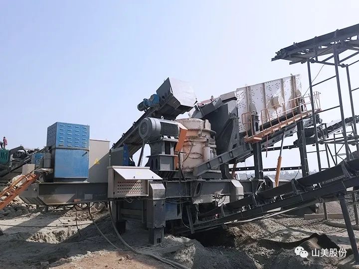 上海德赢VWIN股份轮胎移动式破碎筛分装备助力东非骨料项目