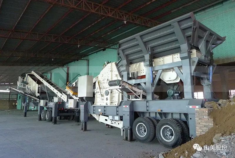 上海德赢VWIN股份轮胎移动式破碎筛分装备助力东非骨料项目