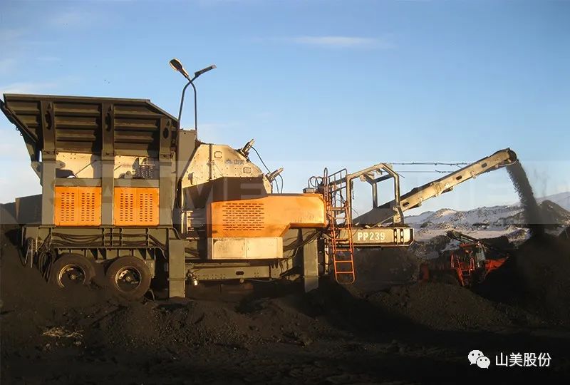 上海德赢VWIN股份轮胎移动式破碎筛分装备助力东非骨料项目