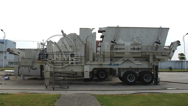 与传统的固定式破碎机相比,移动破碎站有哪些特点?