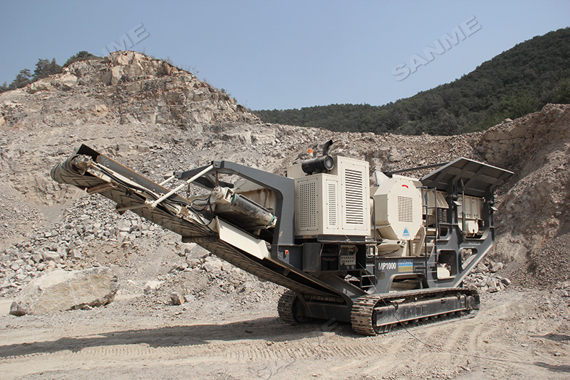 碎石生产线应该选择固定式还是移动式?