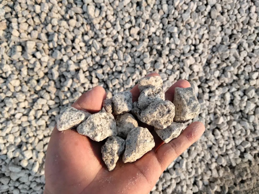 硬岩克星|德赢VWIN欧星系列E-SMS圆锥破碎机无惧硬岩挑战