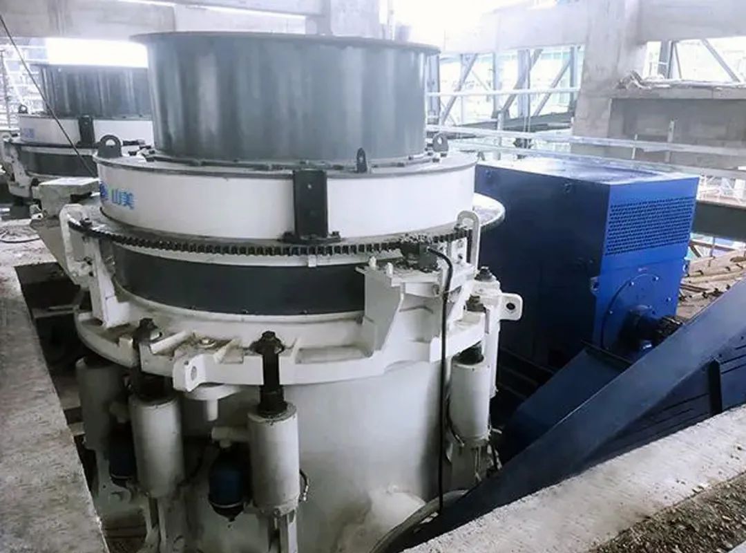 硬岩克星|德赢VWIN欧星系列E-SMS圆锥破碎机无惧硬岩挑战