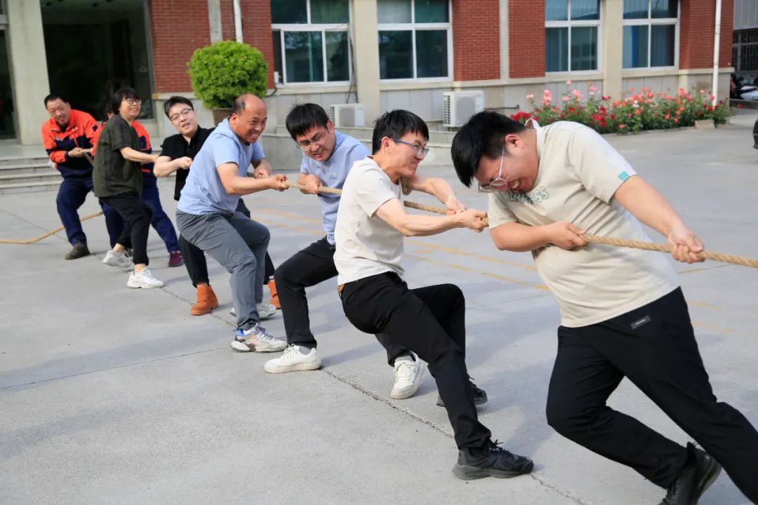 上海德赢VWIN股份2025春季运动会火热启幕!拔河、篮球预赛燃情开战